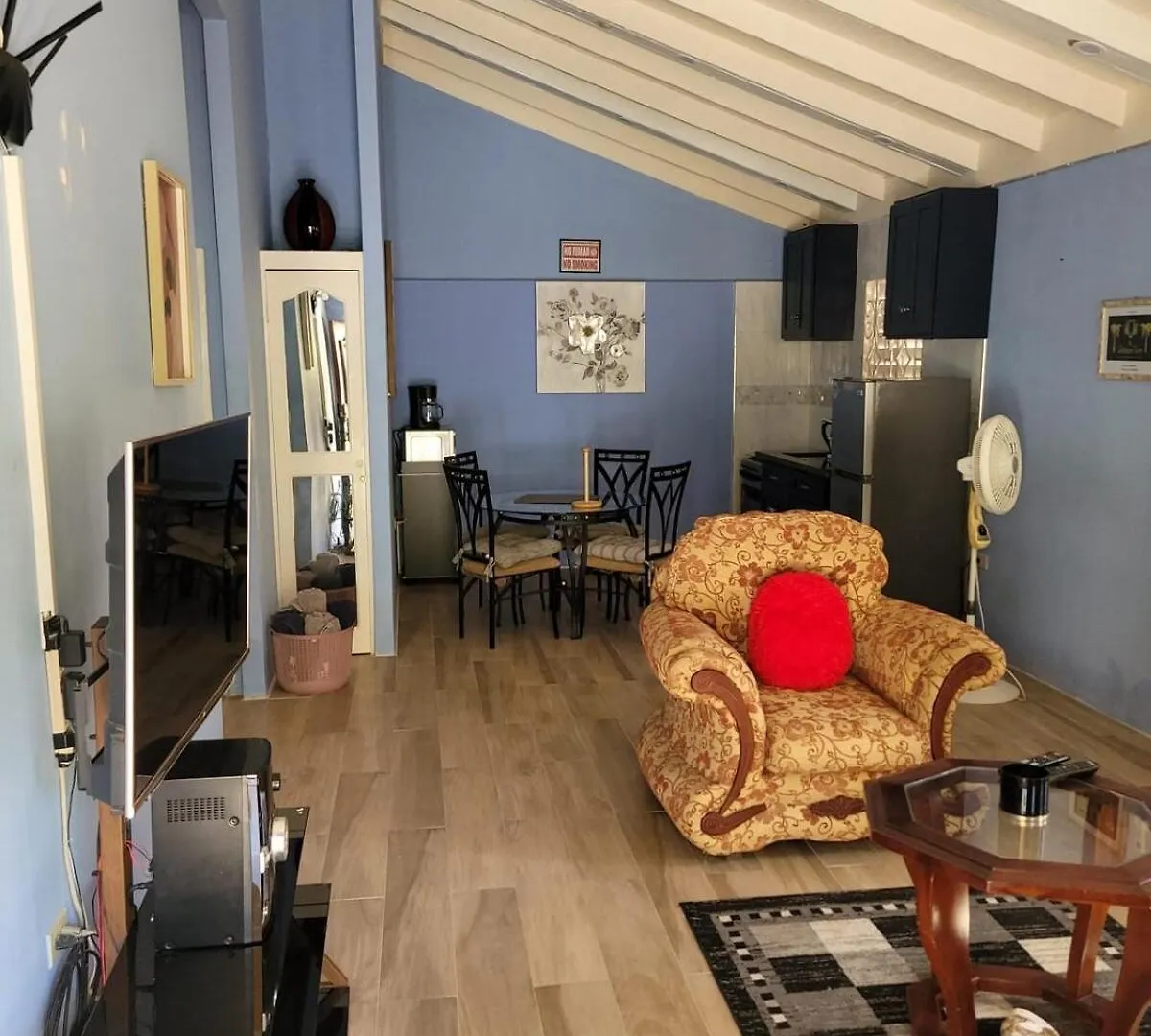 Seaside Retreat 2Br With Beach Access And Ac location